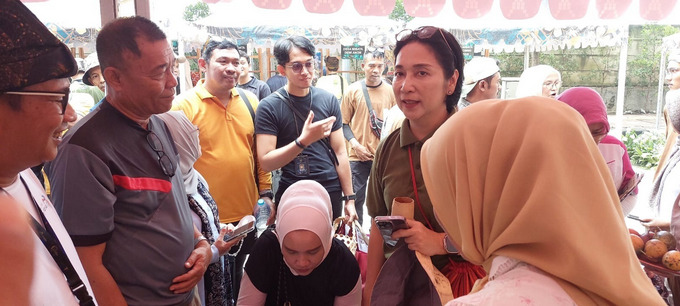 Saat Pameran Desa Wisata di Jakarta, Stand Ampiang Parak Pessel Dikunjungi Direktur Kemenpar