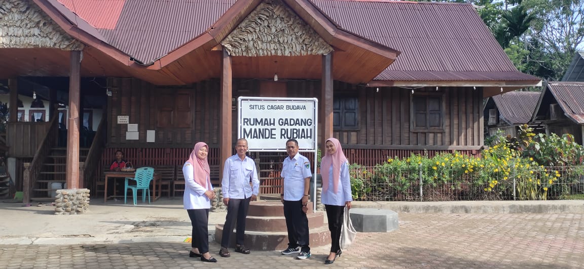 Pembinaan Pokdarwis Mande Rubiah